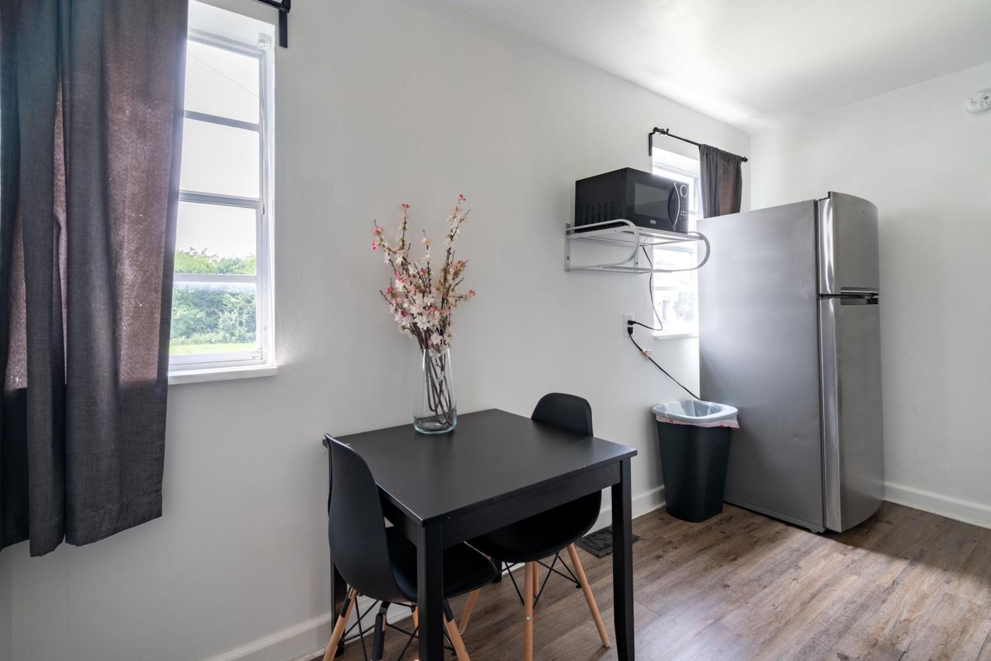 Short North Convention Private Parking Pets Columbus